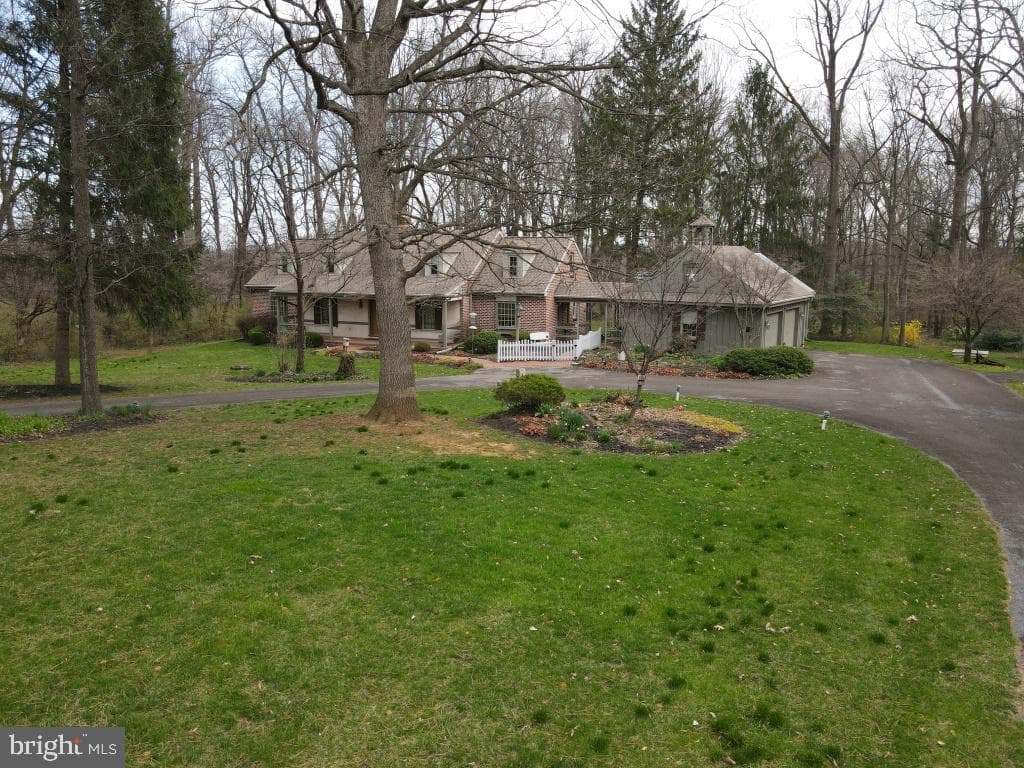 827 Hornig Road photo 102