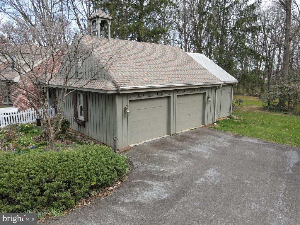 827 Hornig Road photo 104