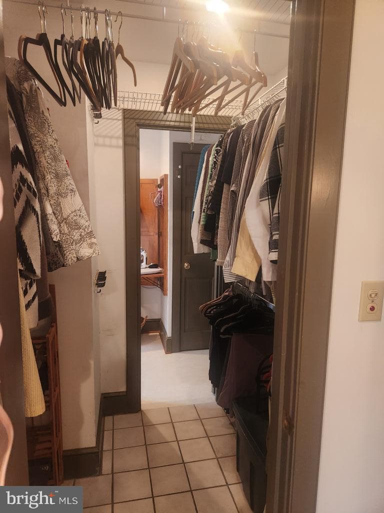 827 Hornig Road photo 32