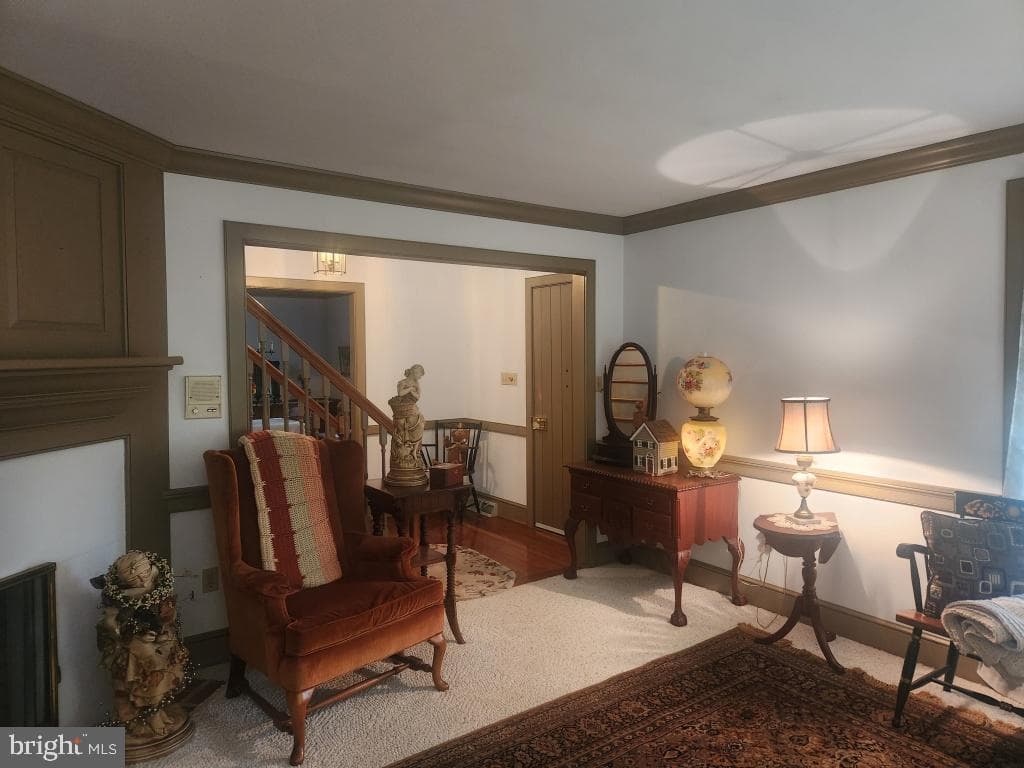 827 Hornig Road photo 4