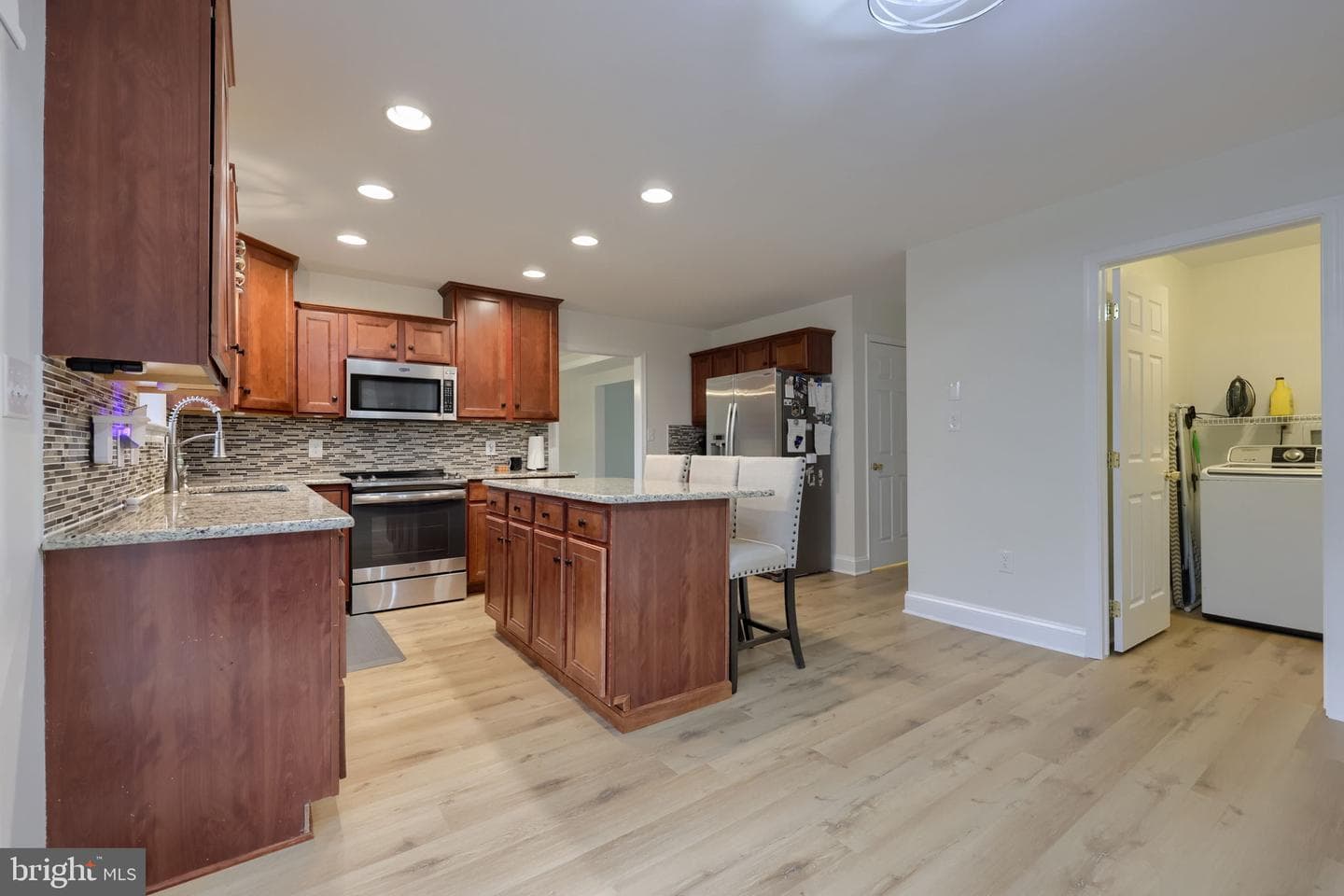6369 Bayberry Avenue photo 18