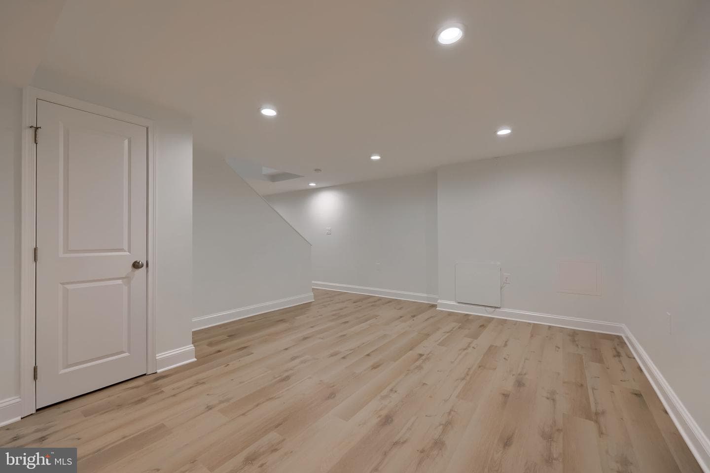 6369 Bayberry Avenue photo 26