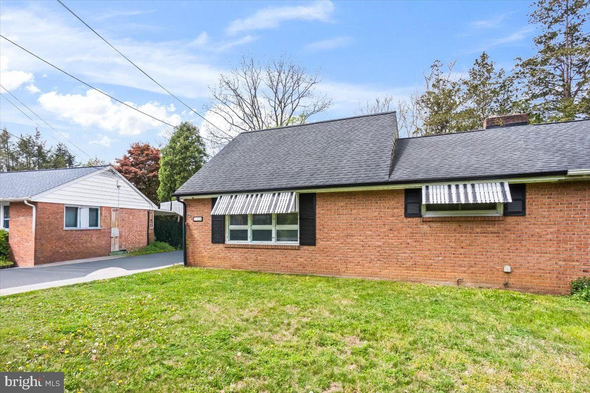 104 Lampeter Road photo 2