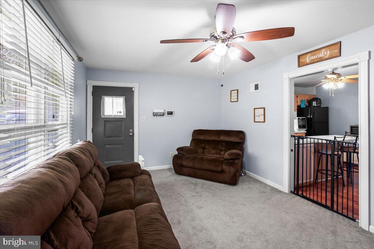 104 Lampeter Road photo 5