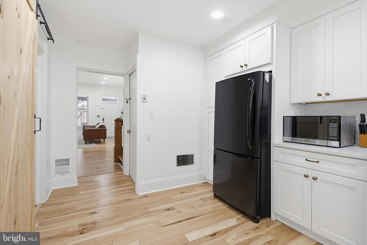 417 Lancaster Avenue photo 17