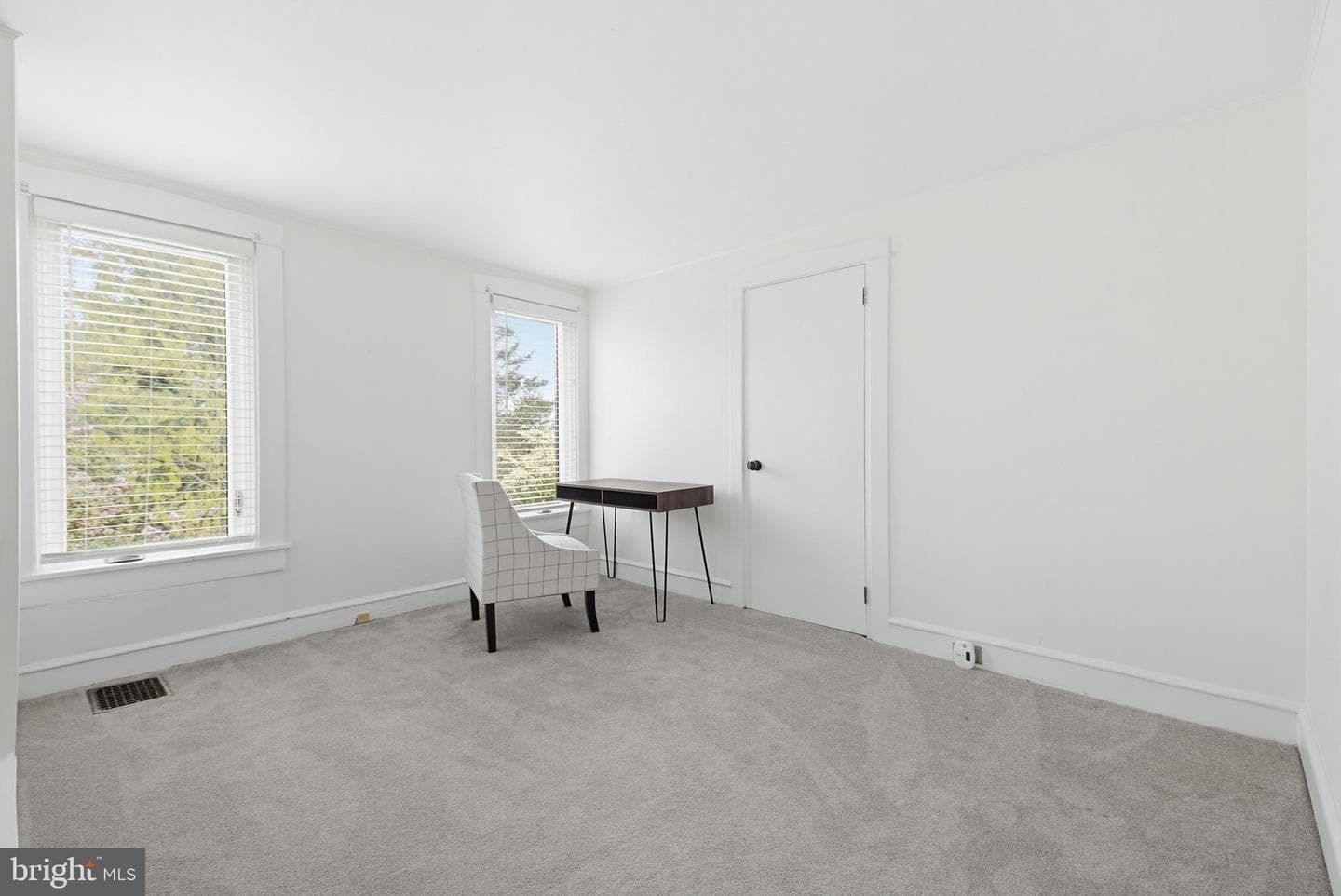 417 Lancaster Avenue photo 26
