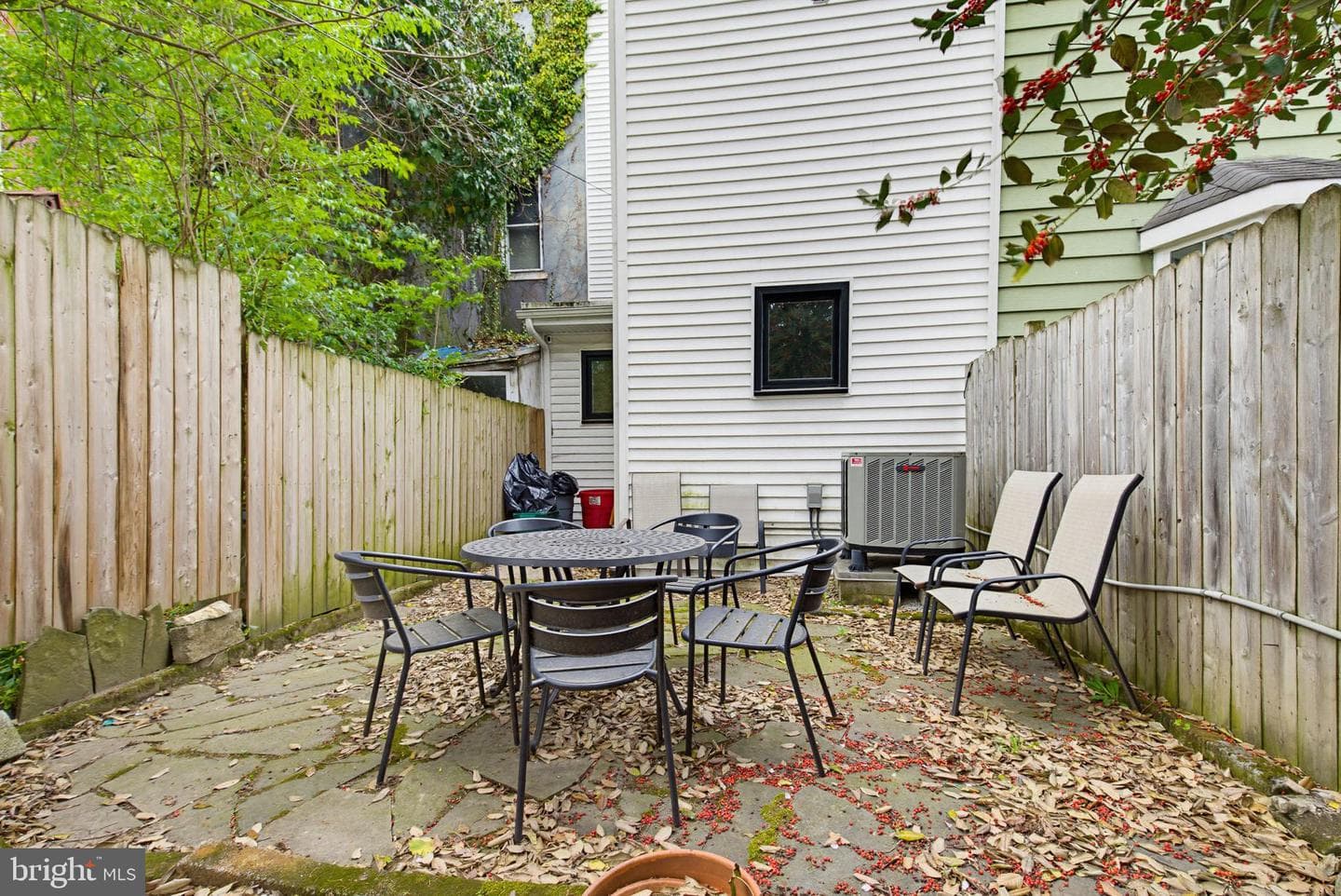 417 Lancaster Avenue photo 33