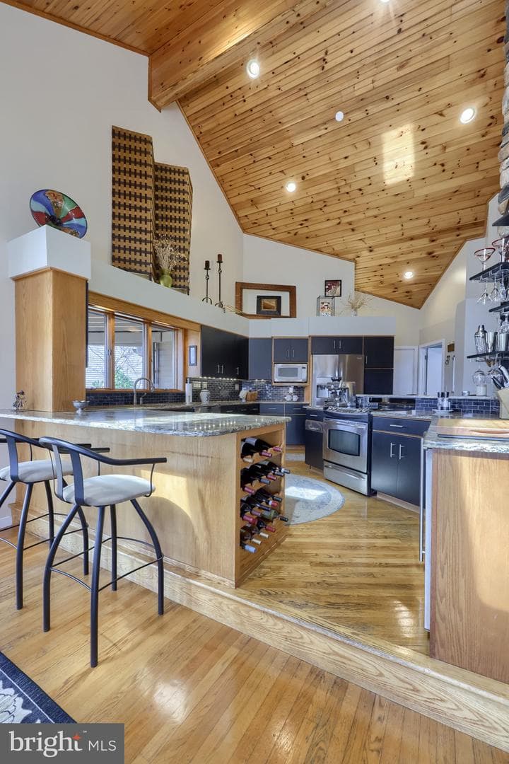 315 Winding Hill Drive photo 15
