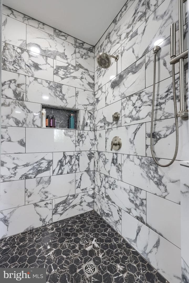 315 Winding Hill Drive photo 35
