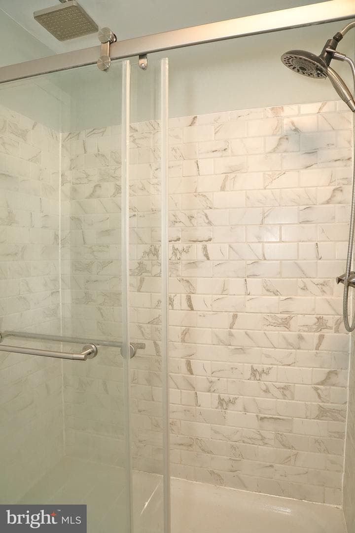 1137 Devonshire Road photo 27