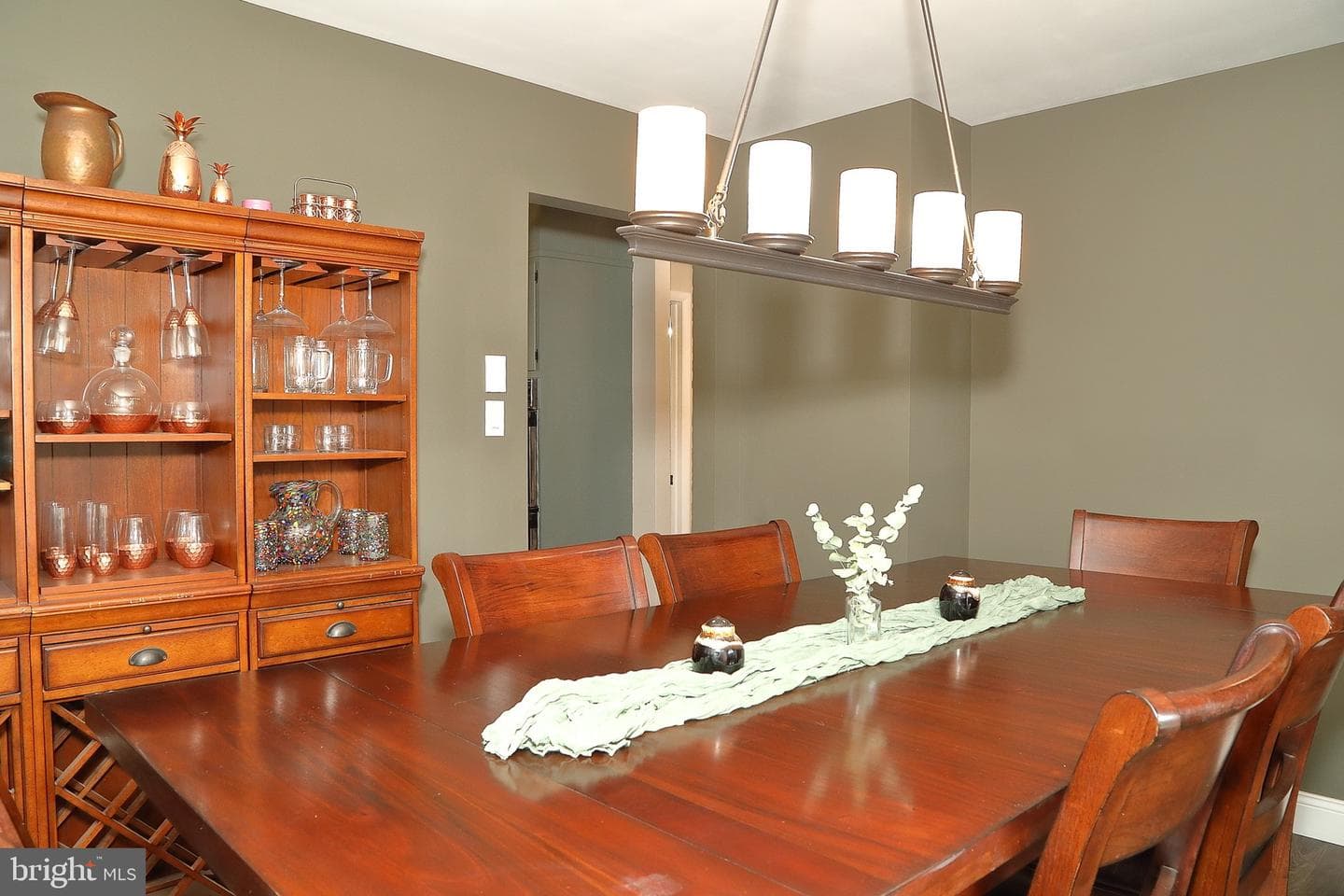 1137 Devonshire Road photo 35