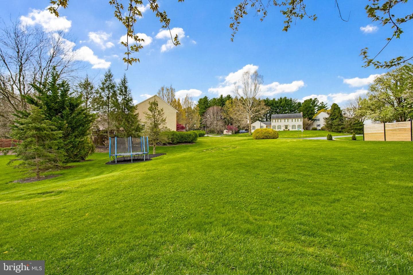 1001 Fieldstone Court photo 40