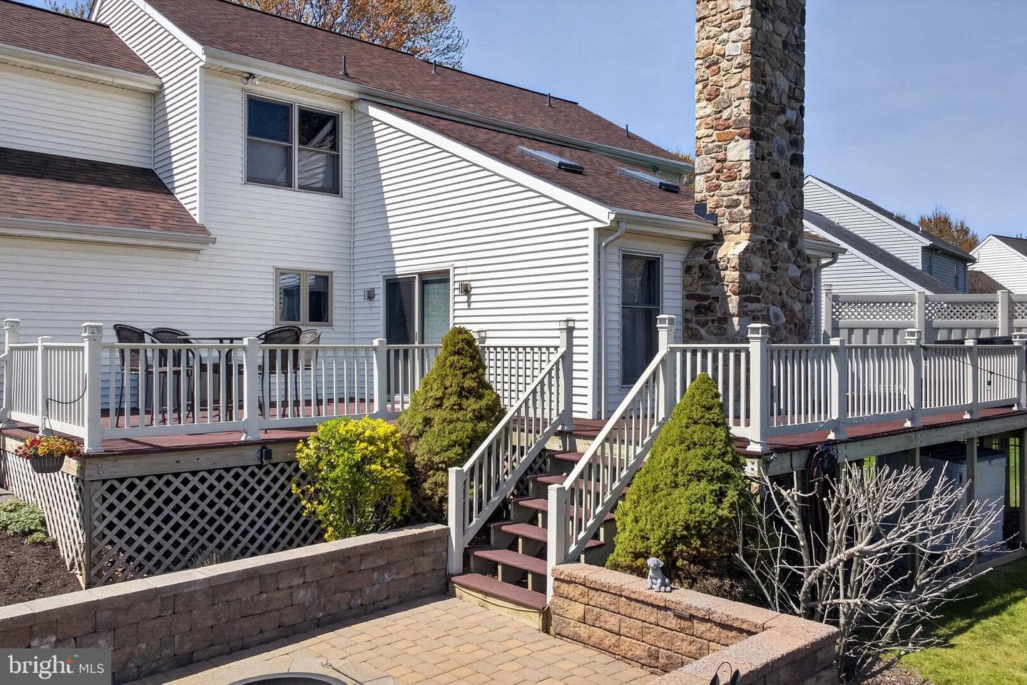 205 Cambridge Drive photo 59