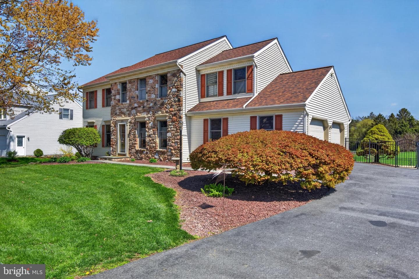 205 Cambridge Drive photo 6