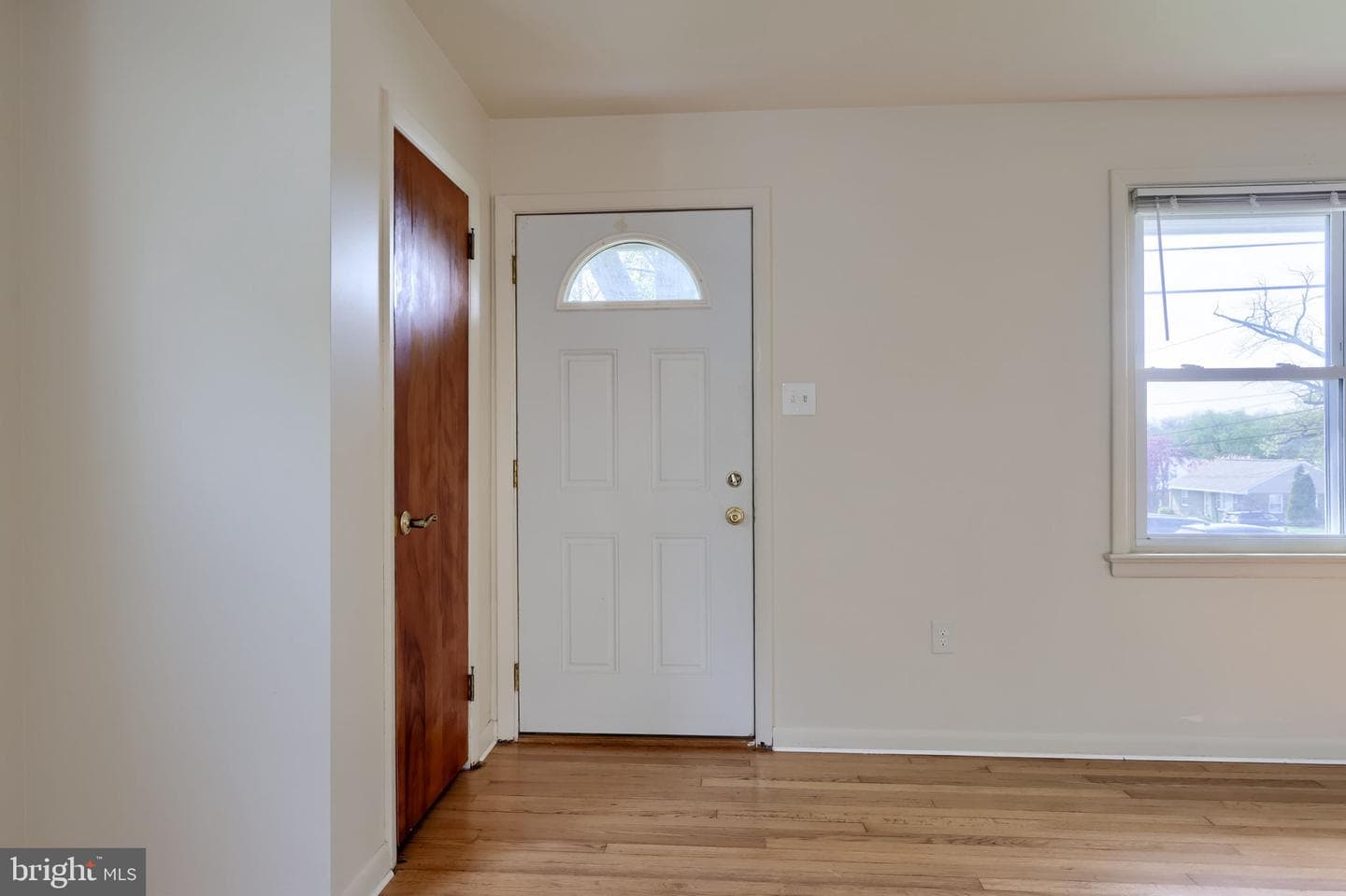 201 Frances Avenue photo 13
