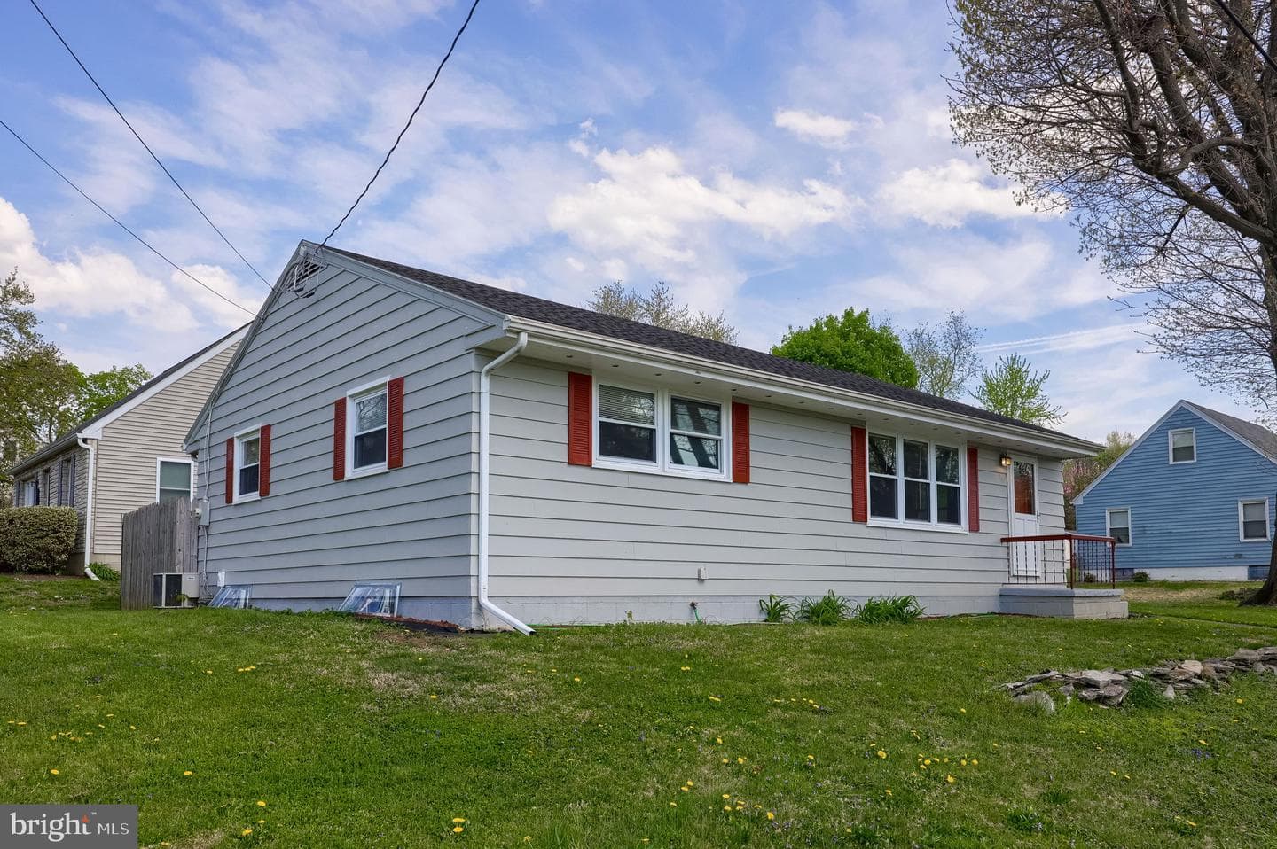 201 Frances Avenue photo 19