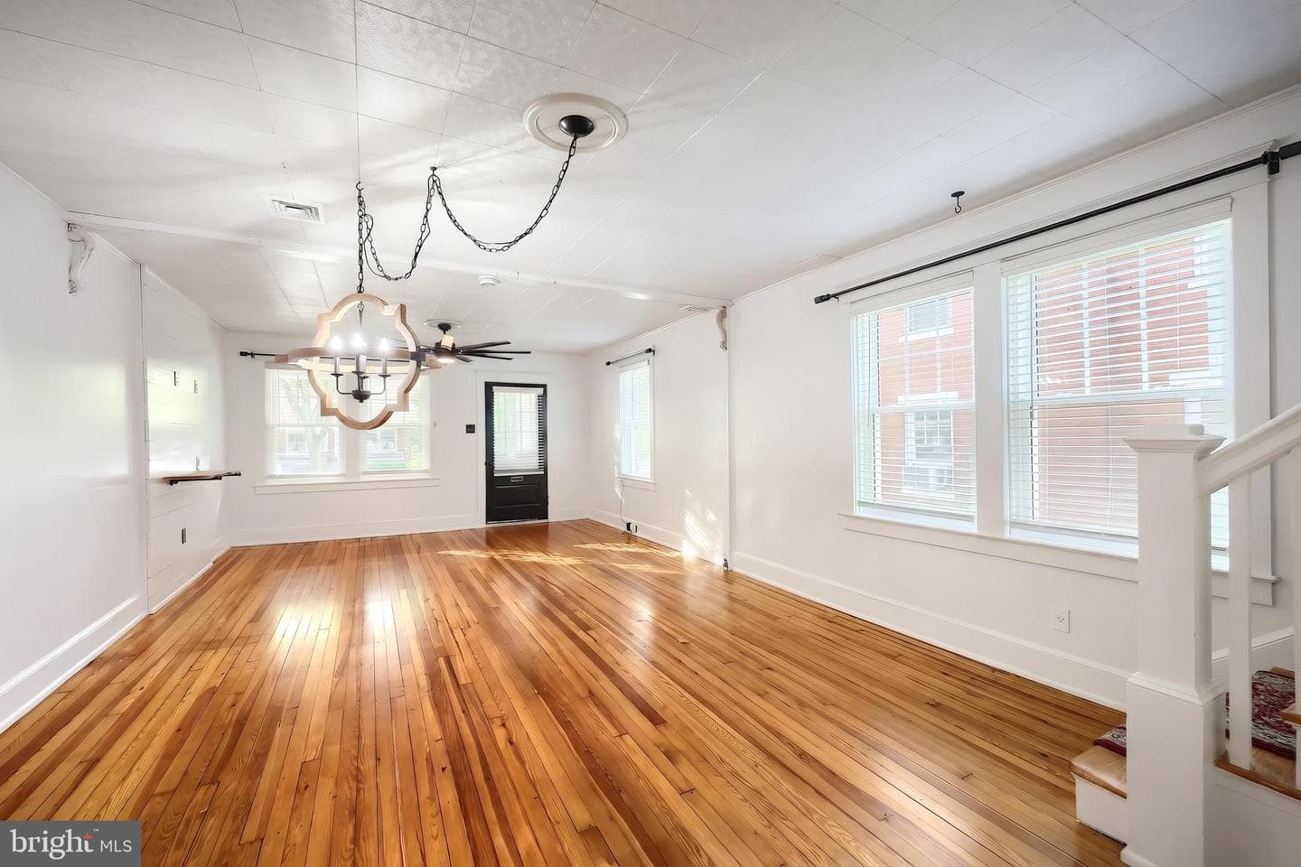 1057 Locust Street photo 17
