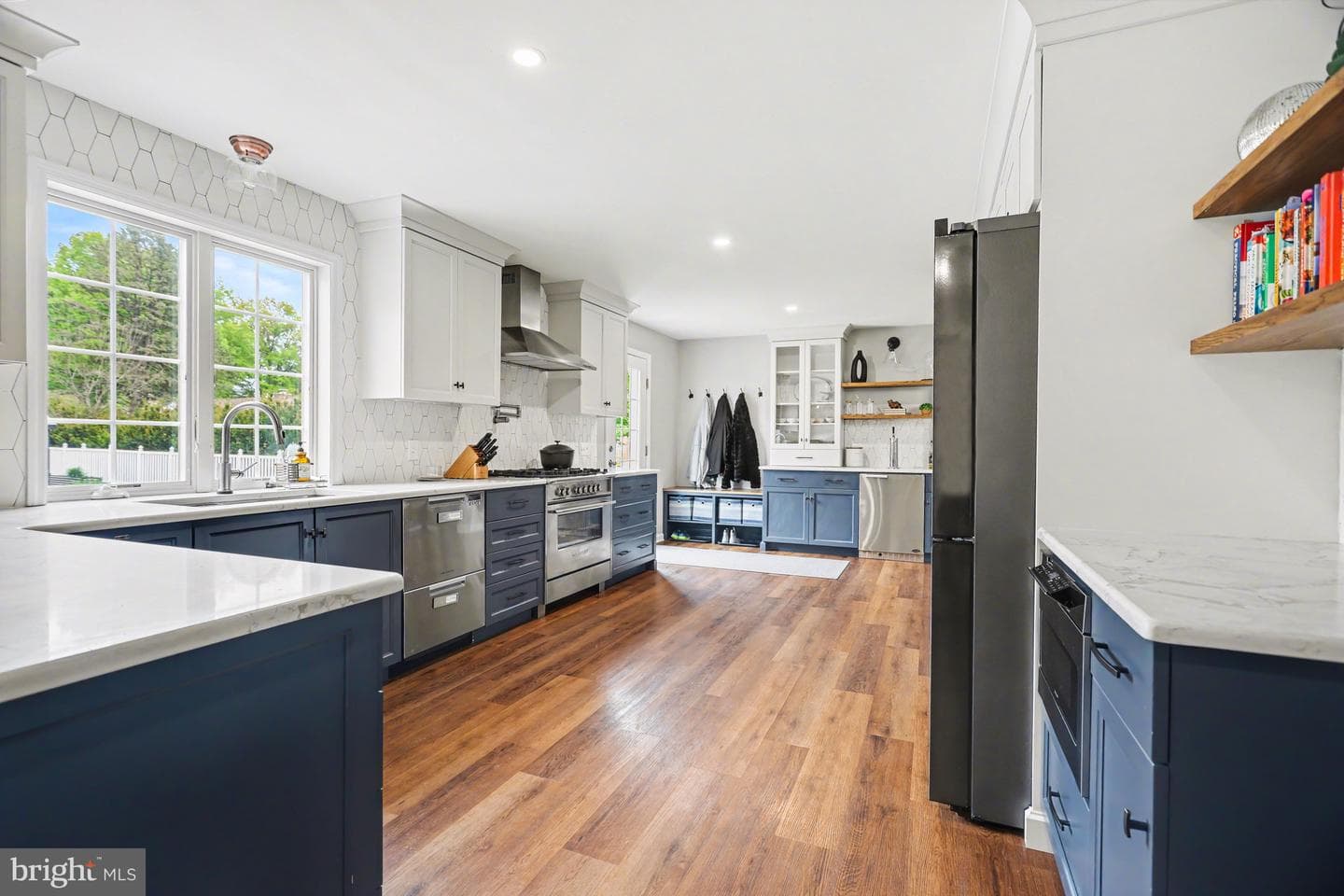 41 Hemlock Lane photo 8