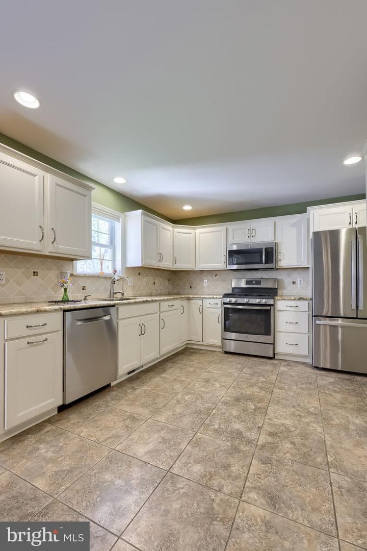 105 Plumeria Place photo 19