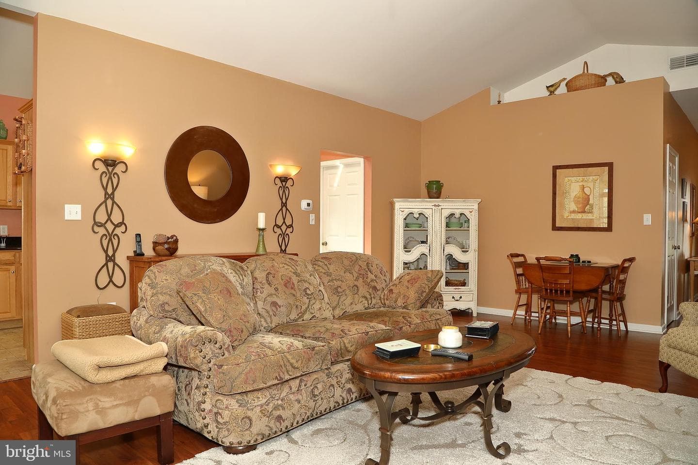 534 Blossom Trail photo 11