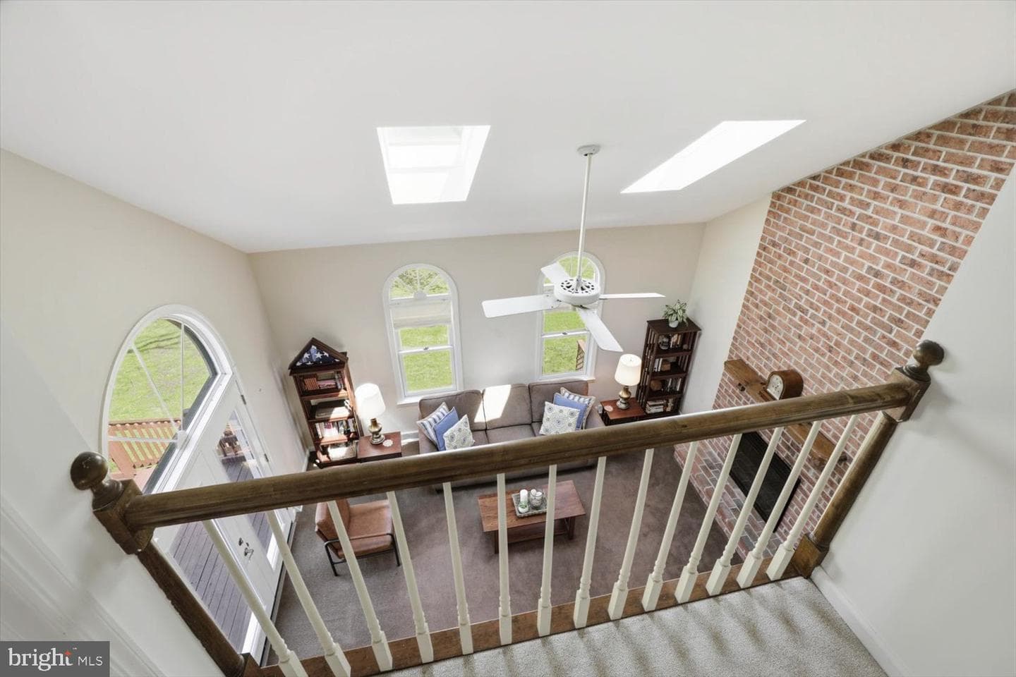 413 Glenbrook Court photo 22