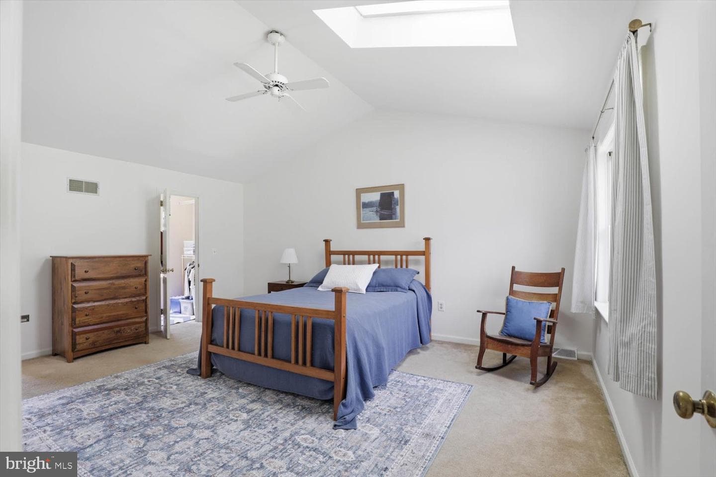 413 Glenbrook Court photo 23