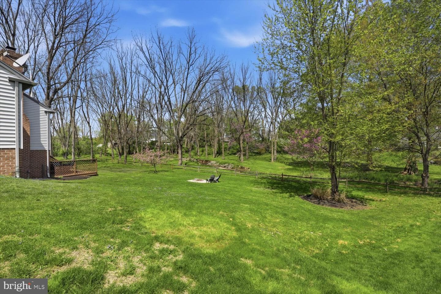 413 Glenbrook Court photo 35