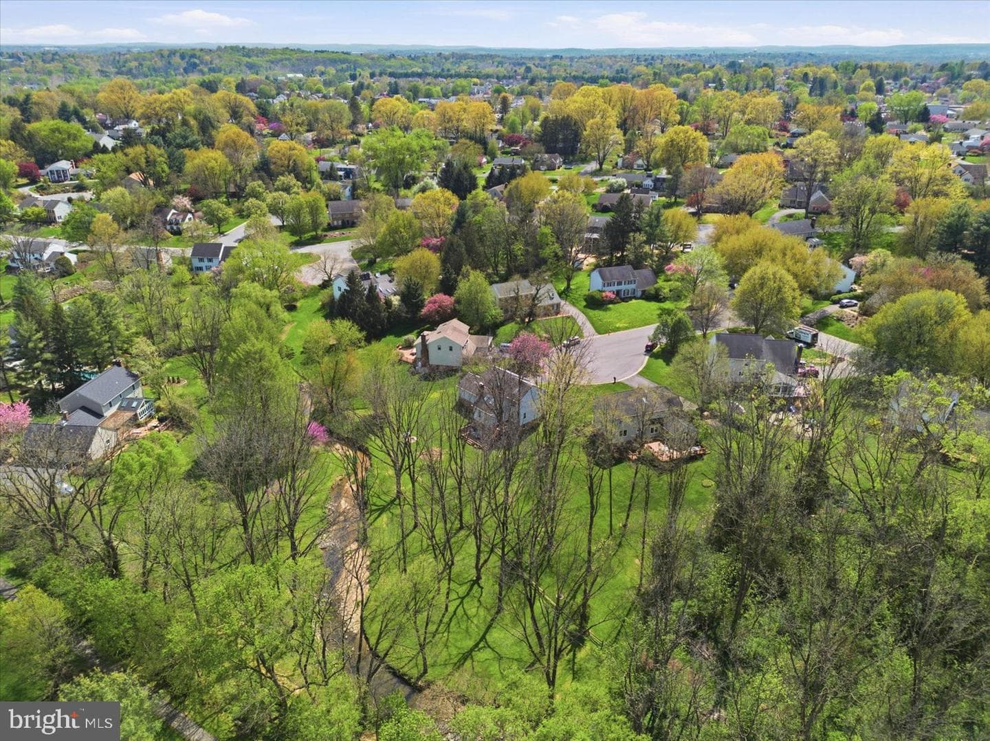 413 Glenbrook Court photo 41