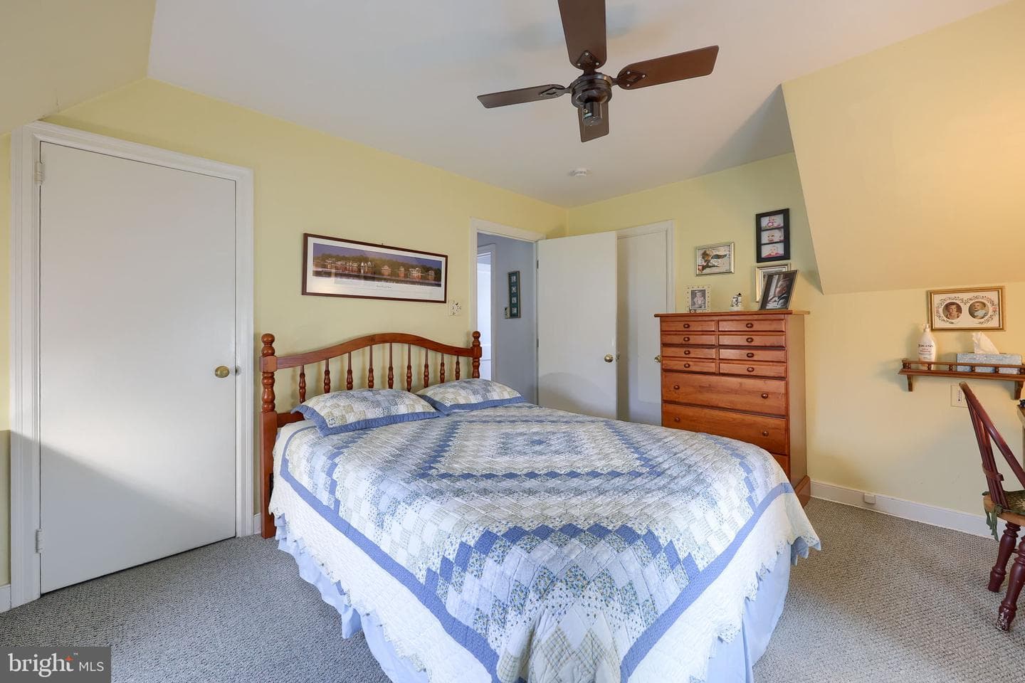 164 E Roseville Road photo 18