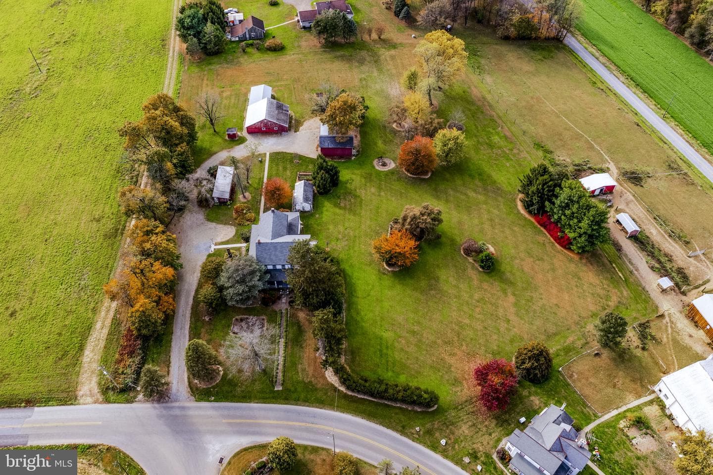 1125 Slate Hill photo 2