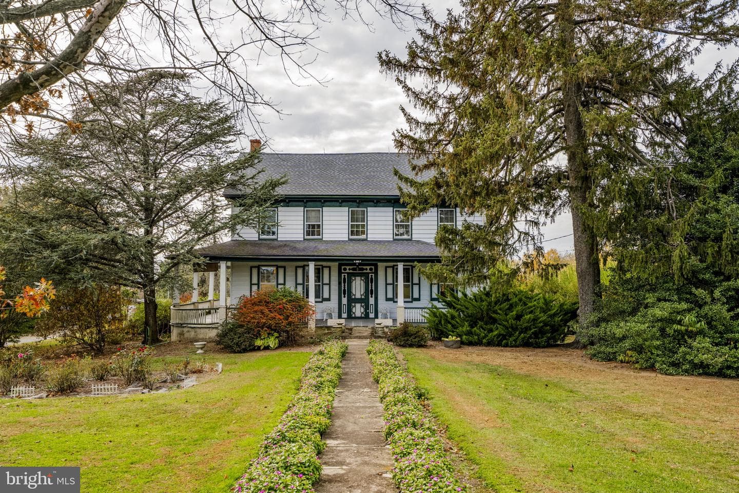 1125 Slate Hill photo 3