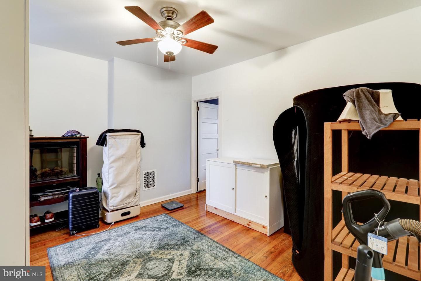119 E Ross Street photo 14