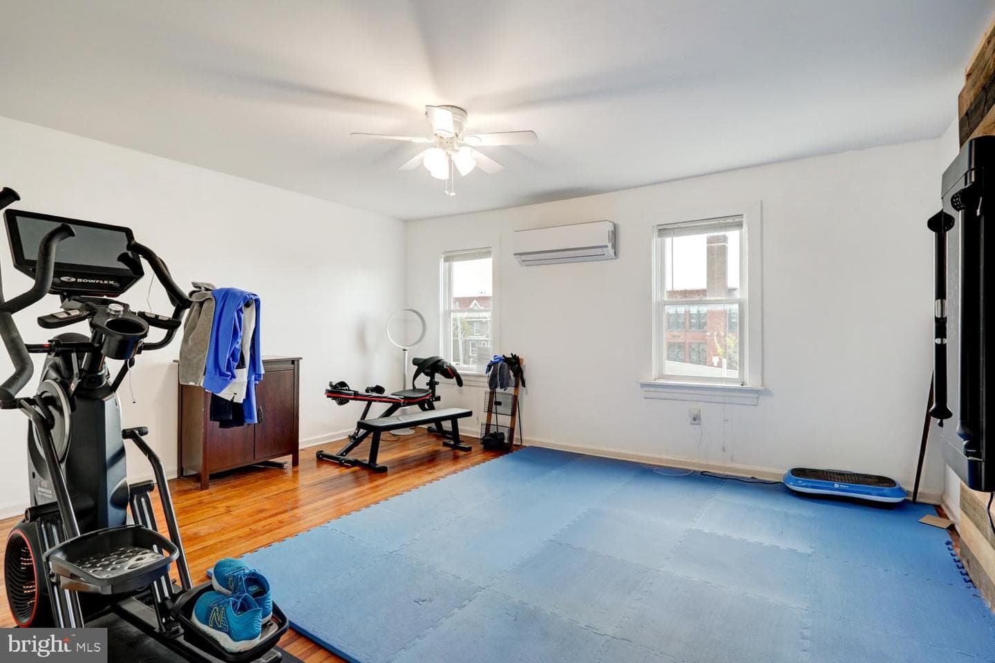 119 E Ross Street photo 18