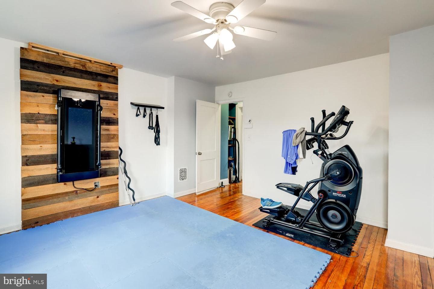119 E Ross Street photo 19