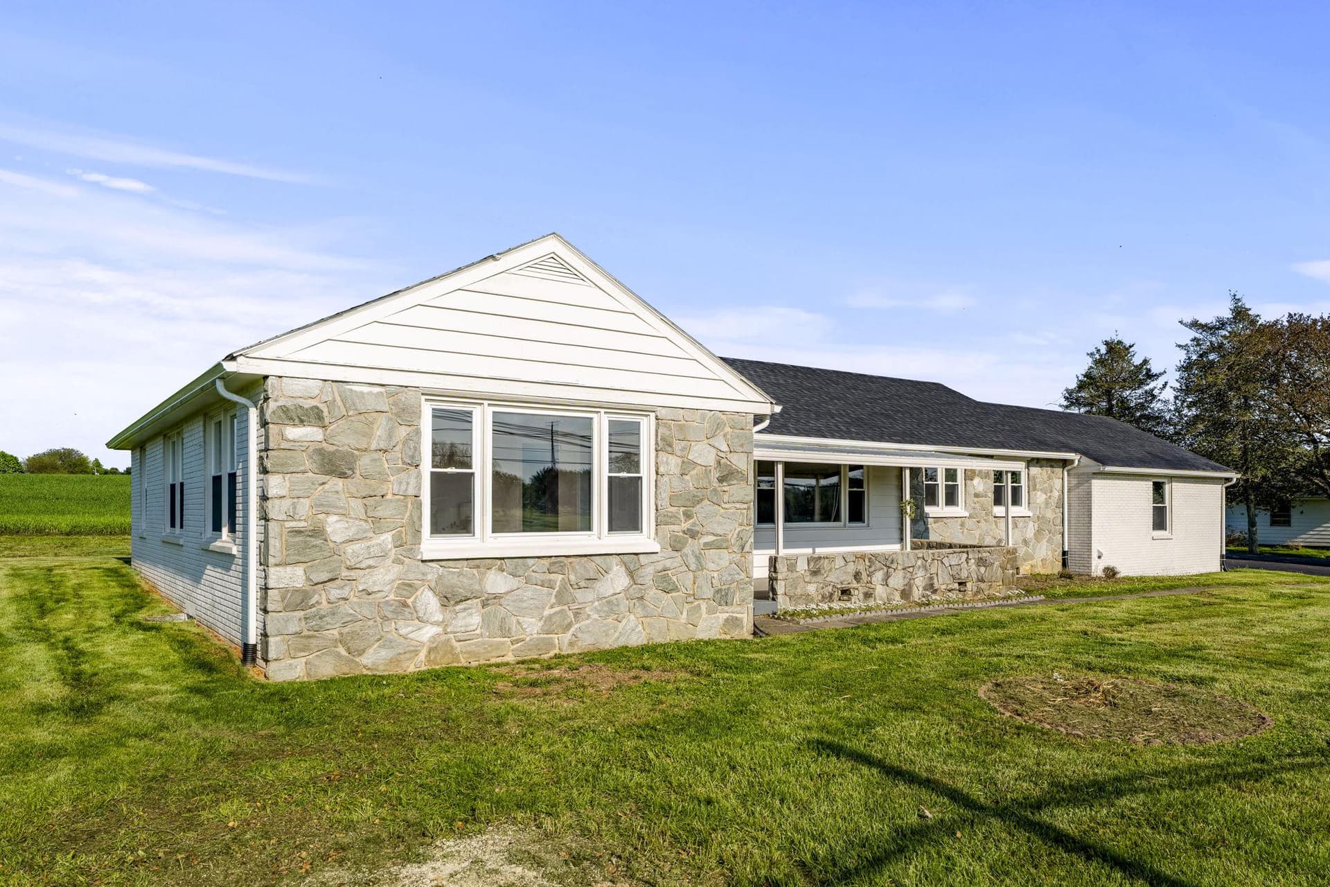 725 Marticville Road photo 3