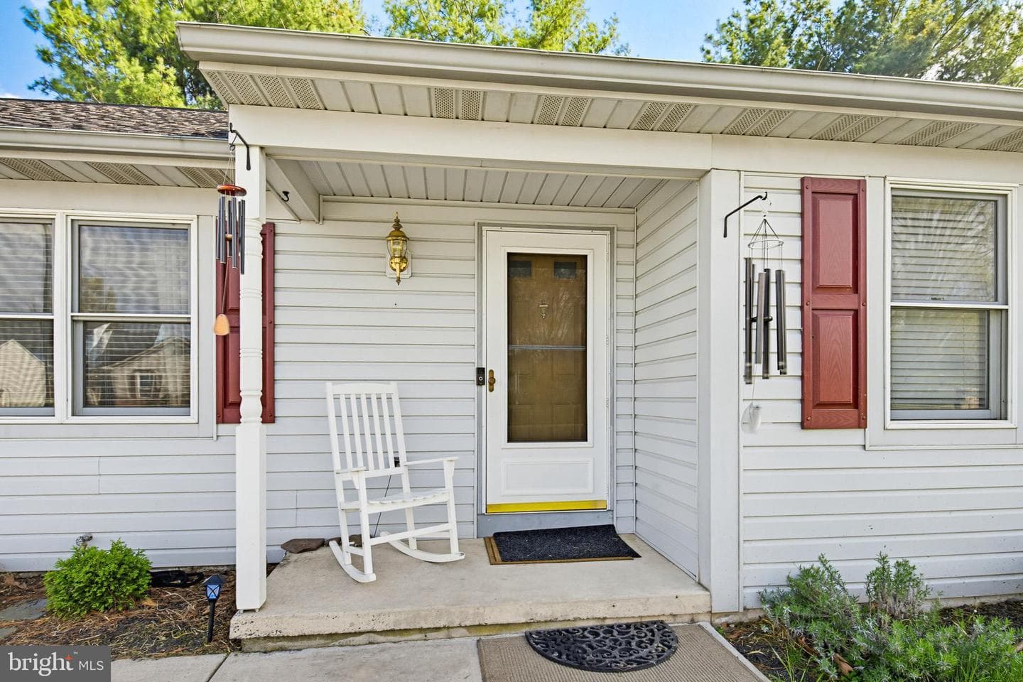 212 Sycamore Lane photo 3