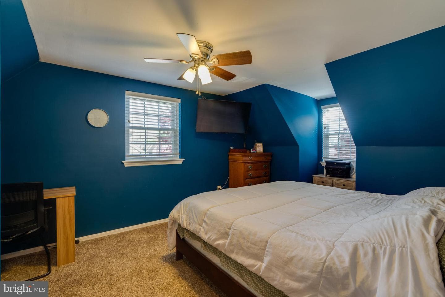 450 Daisy Lane photo 23