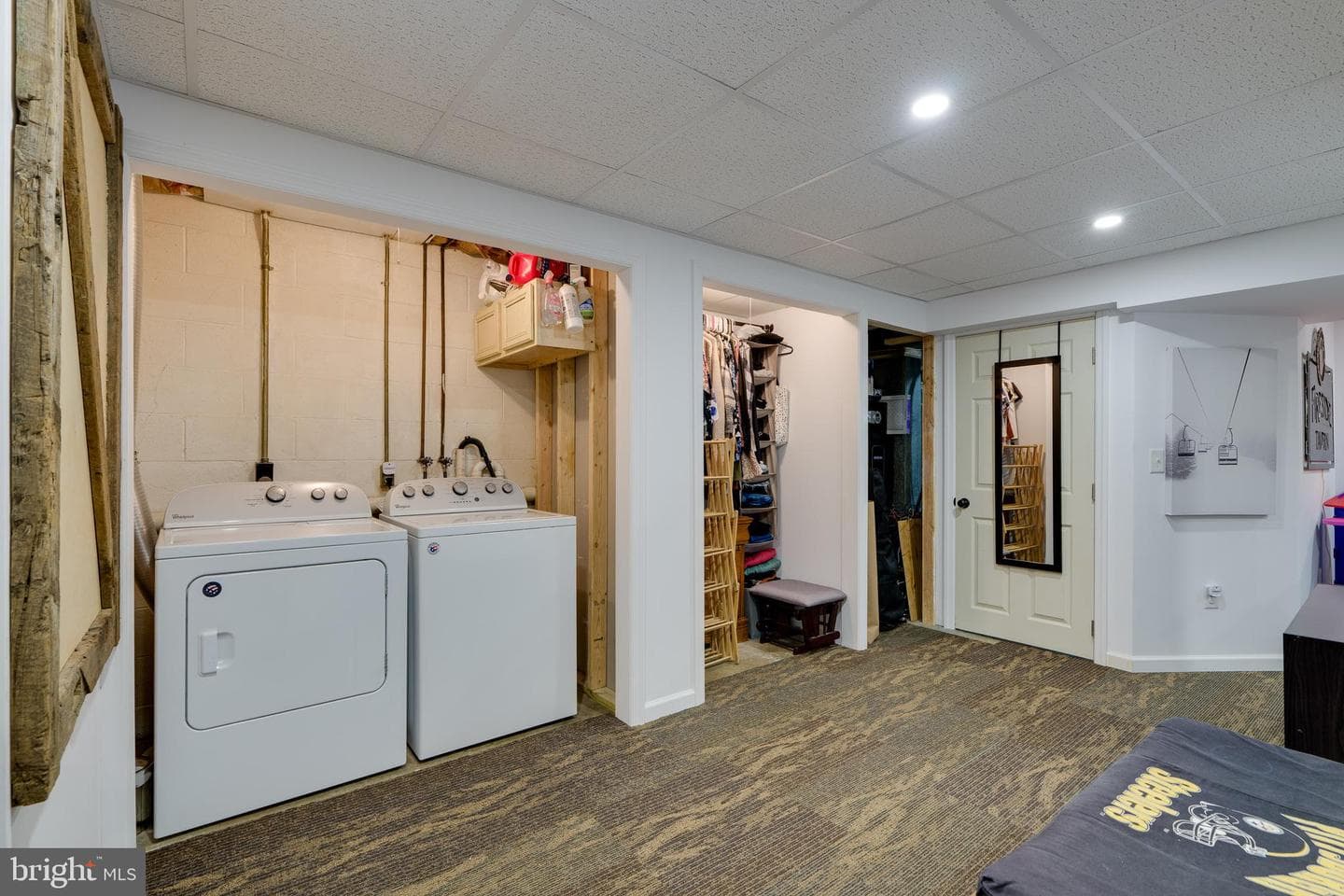450 Daisy Lane photo 30