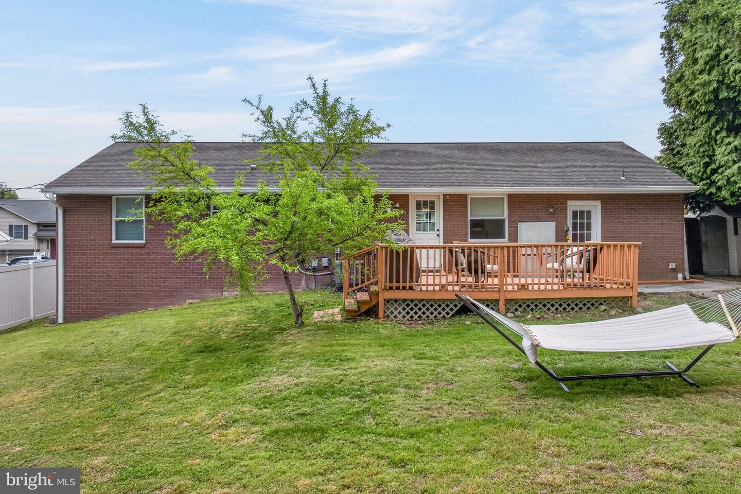 825 Darby Lane photo 30