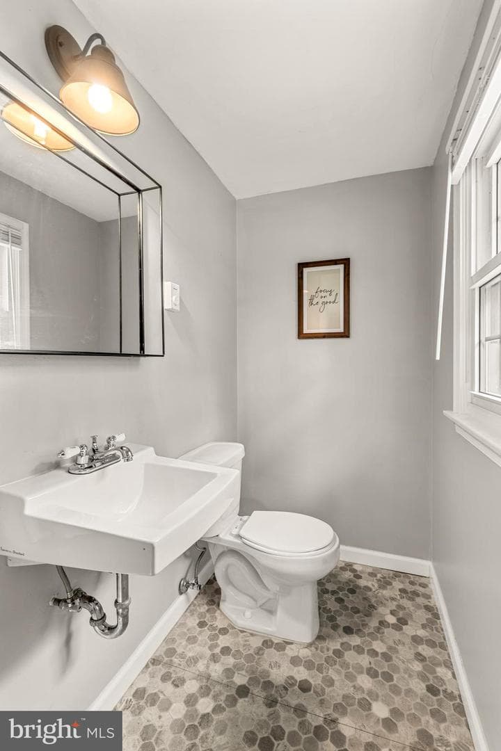 2604 Beechwood Road photo 34