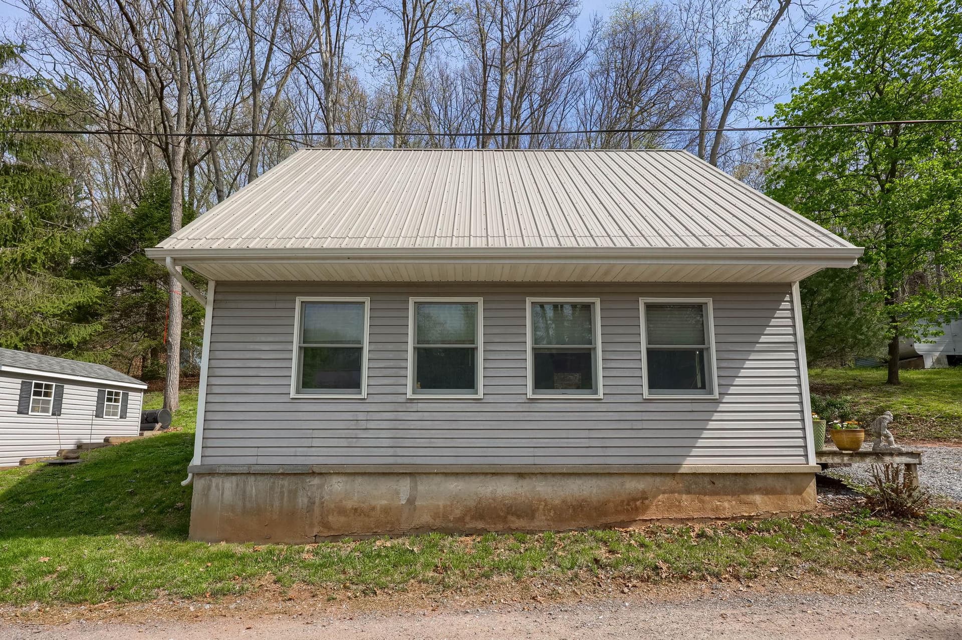 2225 Lake Drive photo 38