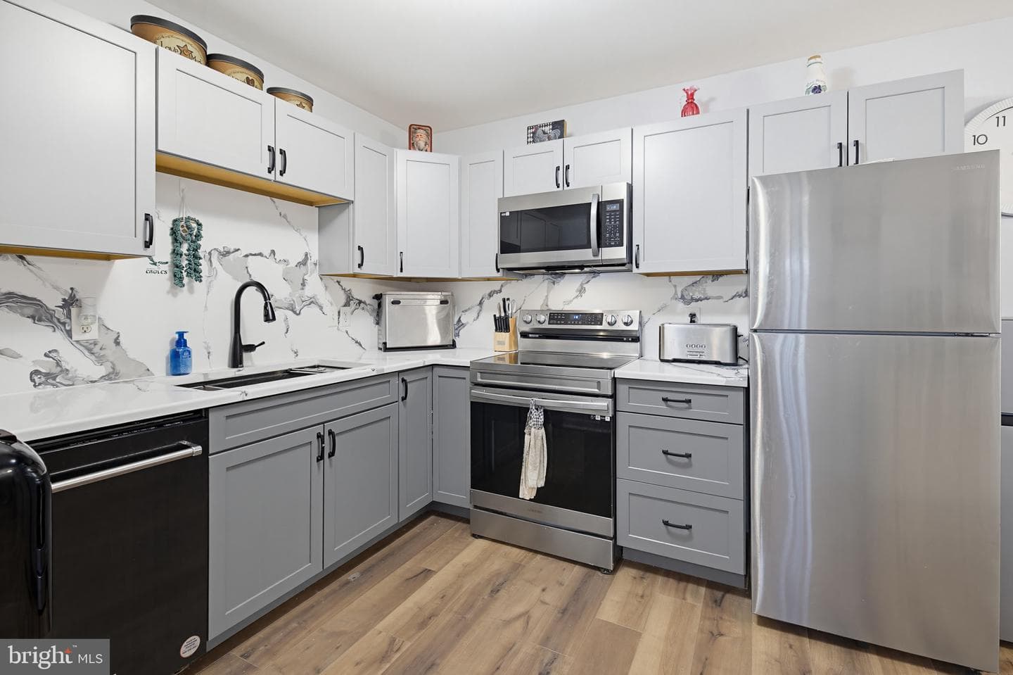 206 Red Cedar Lane photo 8