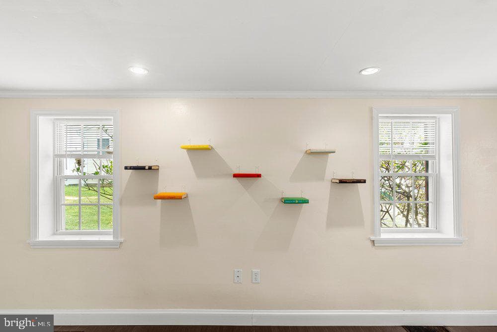 1377 Apple Street photo 17