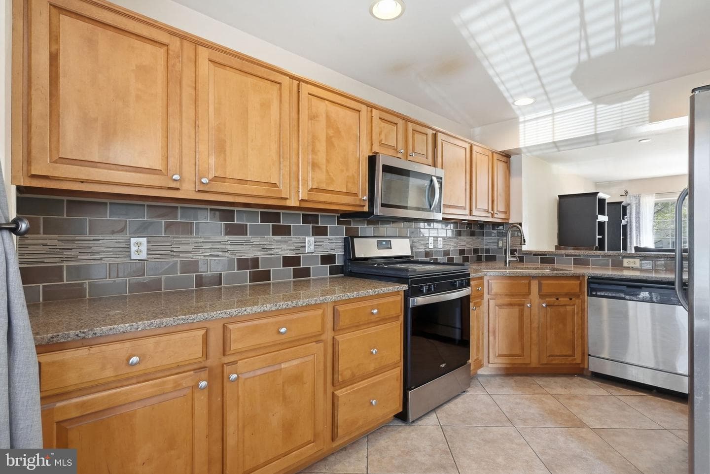 1206 Cobblestone Lane photo 16