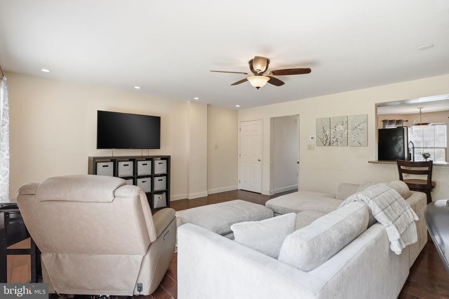 1206 Cobblestone Lane photo 20