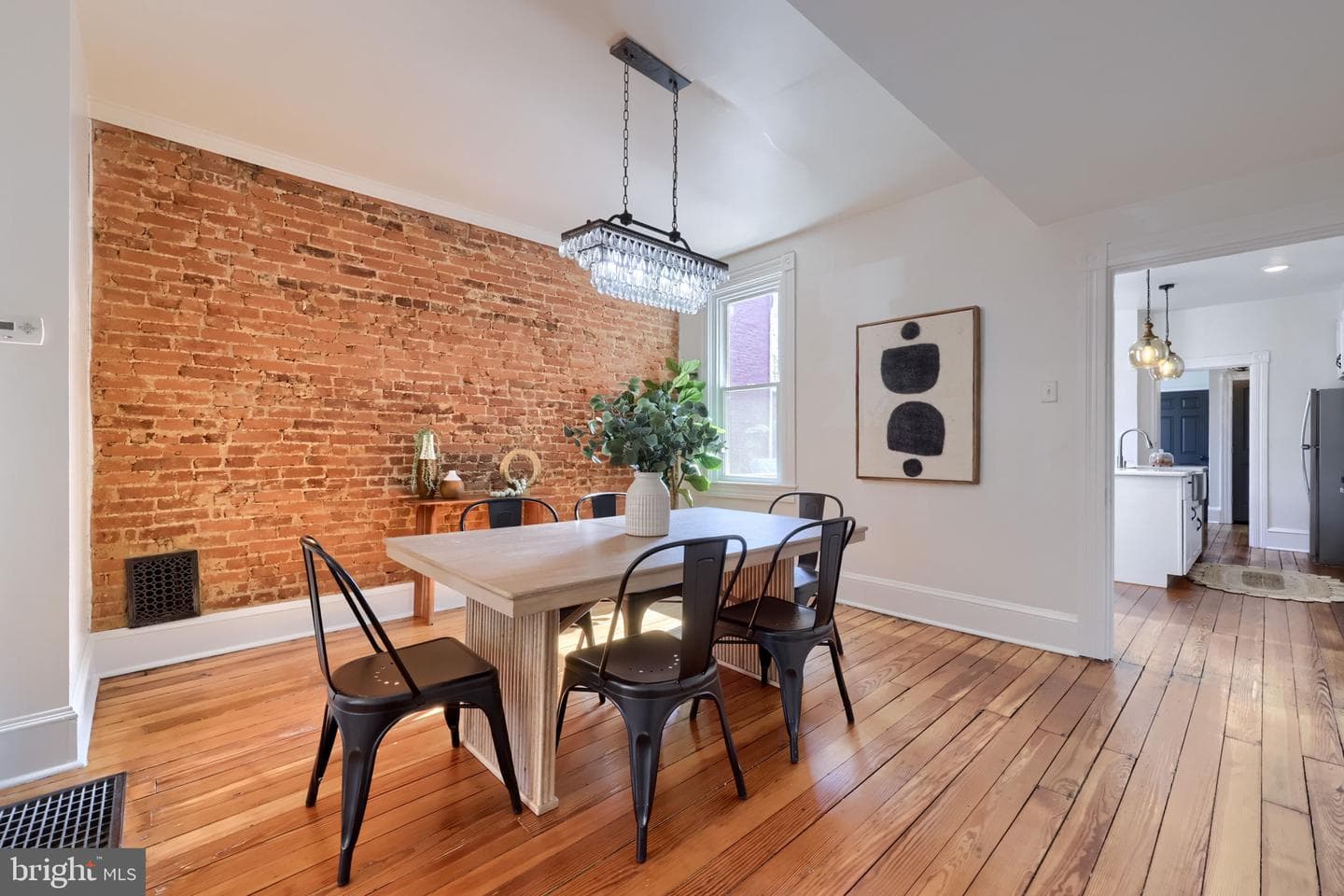 120 S Ann Street photo 12