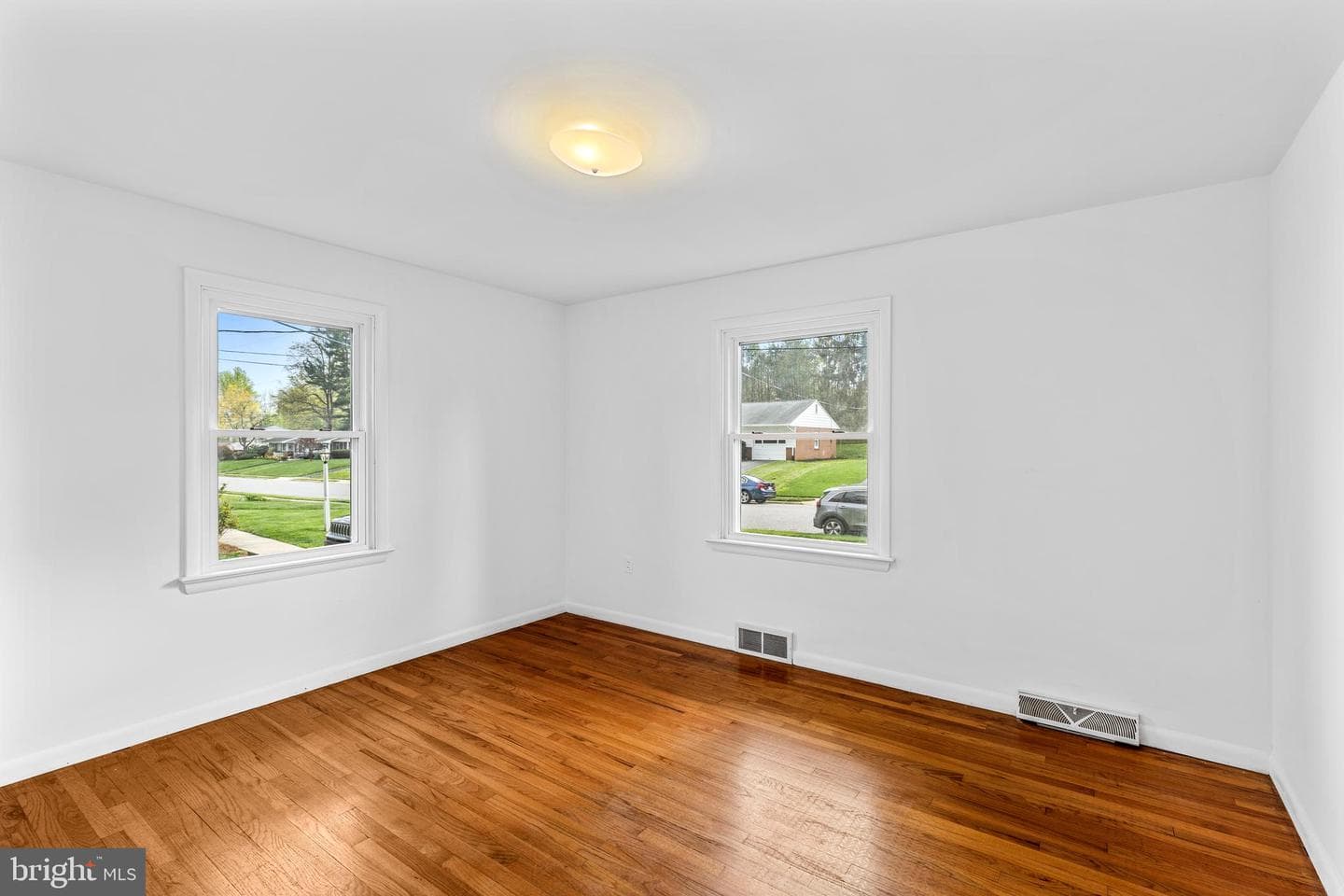 434 Spring Drive photo 10
