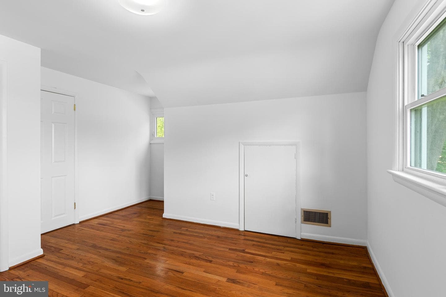 434 Spring Drive photo 18