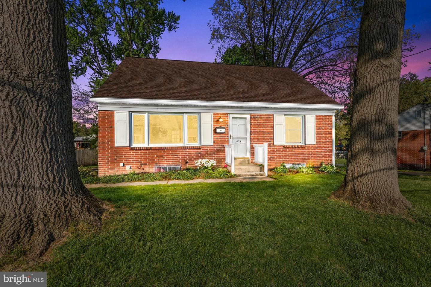 434 Spring Drive photo 2