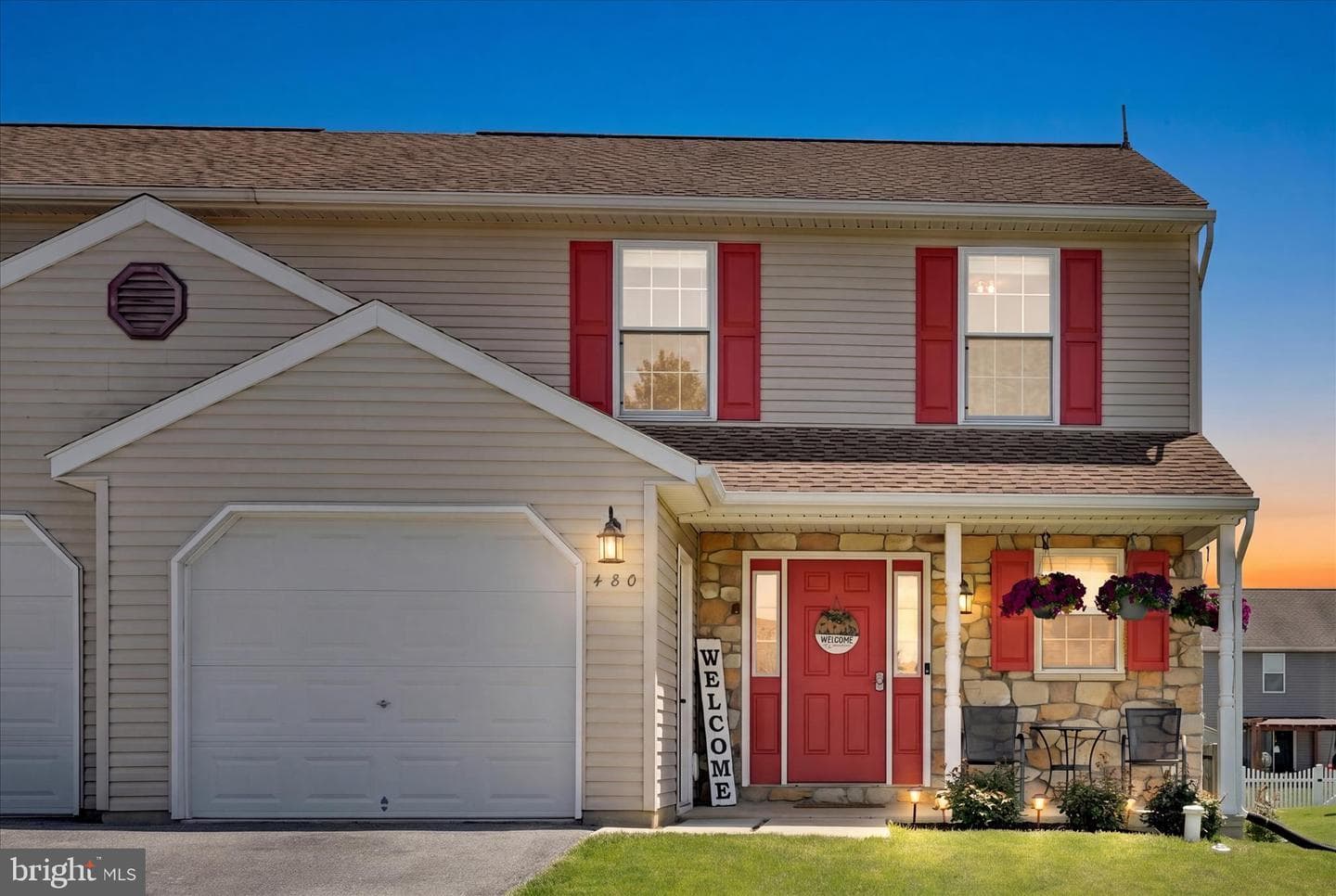 480 Daisy Drive photo 2